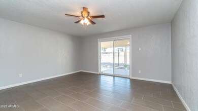 1328 E Vine-19