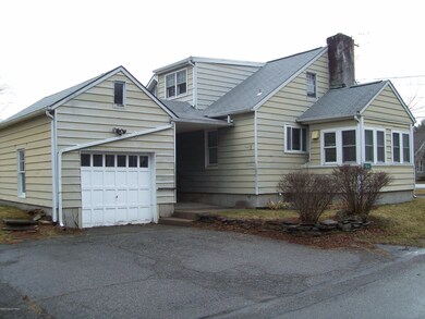 506 Avenue E, Stroudsburg, PA 18360 - photo 3