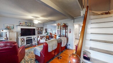 107 Walnut Ave, Revere, MA 02151 - photo 5