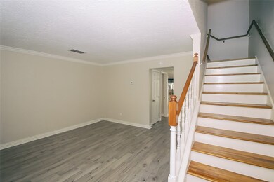 3934 Laura Leigh Dr, Friendswood, TX 77546 - photo 4