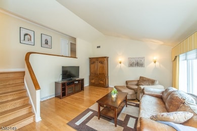 4 Spruce Rd, Caldwell, NJ 07006 - photo 7