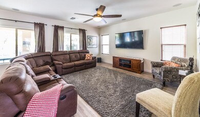 LivingRoom (2)