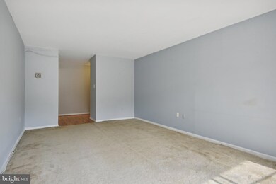 3101 Buccaneer Ct unit 202, Fairfax, VA 22031 - photo 7