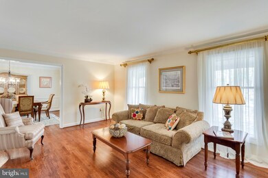 5318 Black Oak Dr, Fairfax, VA 22032 - photo 6