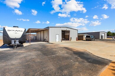 6611 E Driftwood Dr, Gardendale, TX 79758 - photo 4