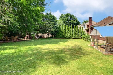 145 Leafy Greene St, Stroudsburg, PA 18360 - photo 5