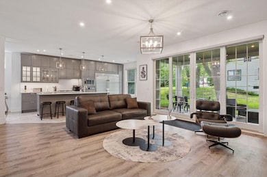 1032 Gardner St E, Wayzata, MN 55391 - photo 3