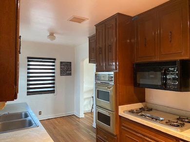 3223 Frankfort Ave, El Paso, TX 79930 - photo 5