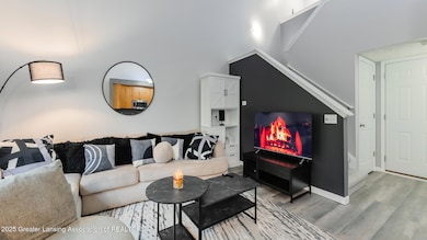 13799MeadCreek07