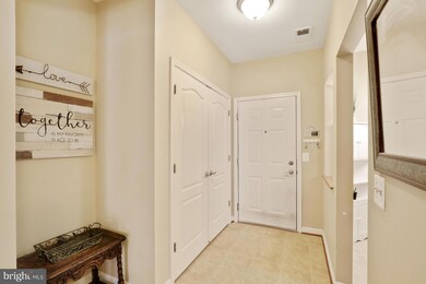 8607 Wintergreen Ct unit 308, Odenton, MD 21113 - photo 4