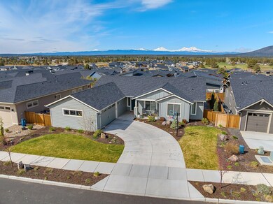 3435 SW 44th St, Redmond, OR 97756 - photo 2