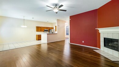 800 Dawnlight Dr, Denton, TX 76210 - photo 4