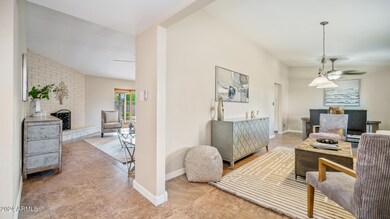 1205 E Vinedo Ln, Tempe, AZ 85284 - photo 4