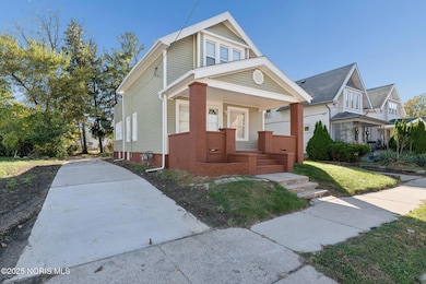 1557 Indiana Ave, Toledo, OH 43607 - photo 2