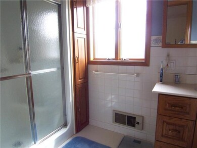 Other. 1ST FLOOR BATHOOOM.