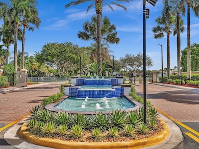 1089 SW 159th Terrace, Pembroke Pines, FL 33027 - photo 2