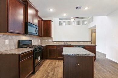 903 Bernard Meadows Dr, East Bernard, TX 77435 - photo 6