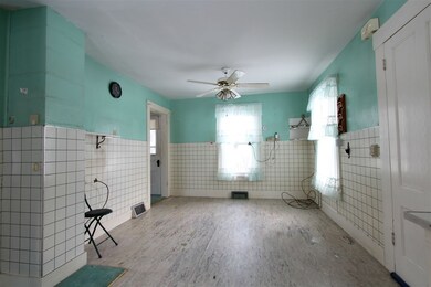 543 Anderson St, Barnet, VT 05821 - photo 6