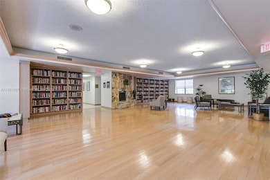 2540 Calamondin Cir, Coconut Creek, FL 33063 - photo 5