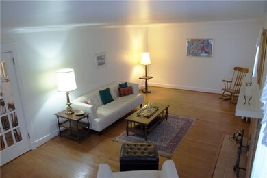 Spacious living room
