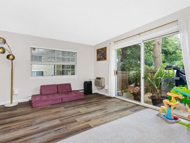 8 Nancy Rd unit 4, South Easton, MA 02375 - photo 4