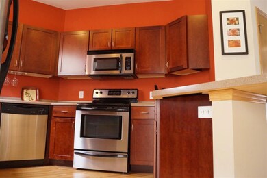 52 S Gardens Way, Fitchburg, WI 53711 - photo 5