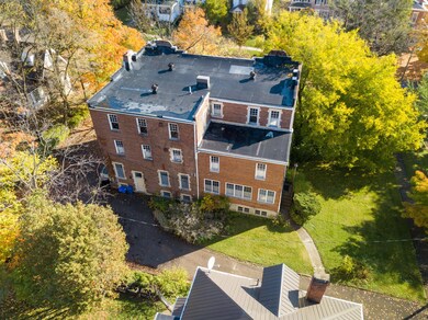 010-163 N Franklin St