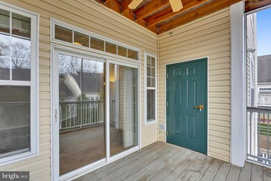 201 High Gables Dr unit 303, Gaithersburg, MD 20878 - photo 3