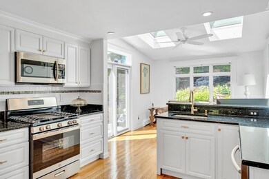 10 Westmoor Cir, West Roxbury, MA 02132 - photo 6