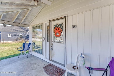 208 & 212 N Chamberlain Ave, Rockwood, TN 37854 - photo 2