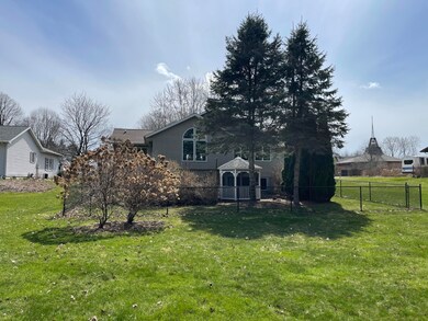 625 Apache Dr, Fremont, MI 49412 - photo 2