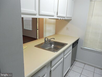 901 Willings Way unit 901, New Castle, DE 19720 - photo 3