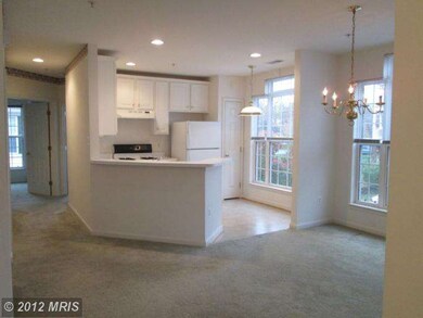 25240 Lake Shore Square unit 200, Chantilly, VA 20152 - photo 7