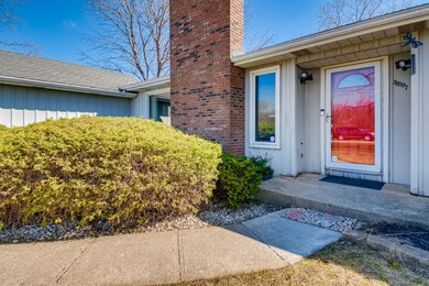 35397 N Northern Ave, Waukegan, IL 60085 - photo 3