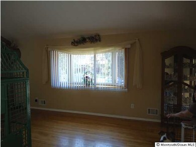 4 Shadowlawn Dr, Old Bridge, NJ 08857 - photo 3