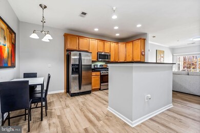 9720 Holmes Place unit 2, Manassas Park, VA 20111 - photo 4