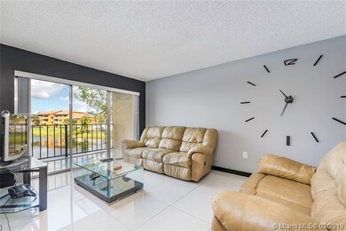 15430 SW 82nd Ln unit 622, Miami, FL 33193 - photo 6