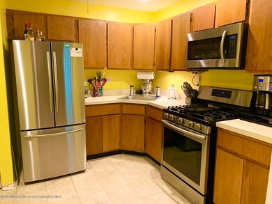Bright Kitchen