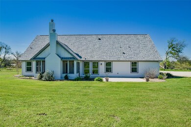 524 Cherokee Lake Ct, Granbury, TX 76049 - photo 5