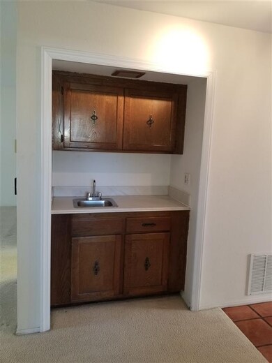 Wet Bar