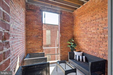 205-15 Cuthbert St unit 301, Philadelphia, PA 19106 - photo 4