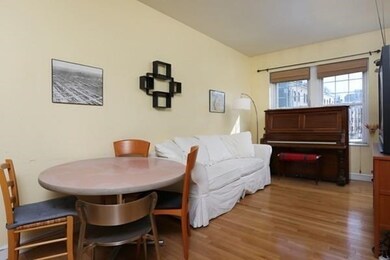394 Riverway unit 6, Boston, MA 02115 - photo 5