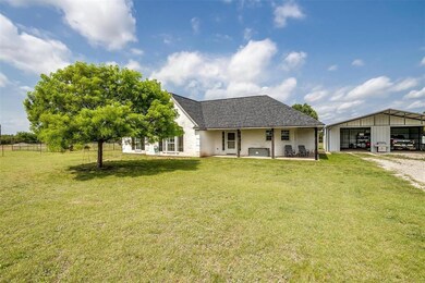6625 Hutcheson Hill Rd, Springtown, TX 76082 - photo 2