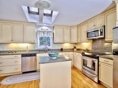 15 Hoffses Dr, Camden, ME 04843 - photo 3