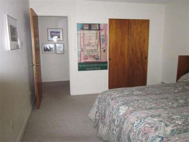 73 Walnut St unit 6, Newtonville, MA 02460 - photo 5