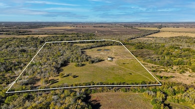 308 Pebble Loop Dr, Navasota, TX 77868 - photo 6