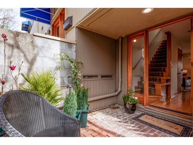 970 Lincoln St unit 15, Eugene, OR 97401 - photo 2