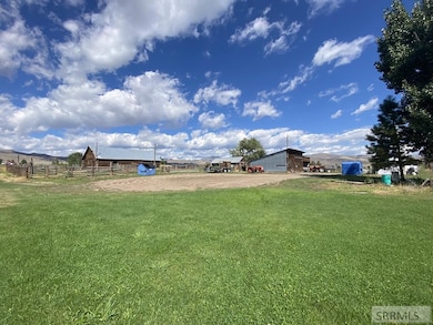 2651 Challis Creek Rd, Challis, ID 83226 - photo 6