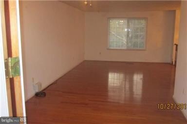 3005 Gatepost Ln, Herndon, VA 20171 - photo 3