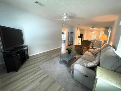 9439 Big Apple Ln unit 702, Lakeland, FL 33810 - photo 5